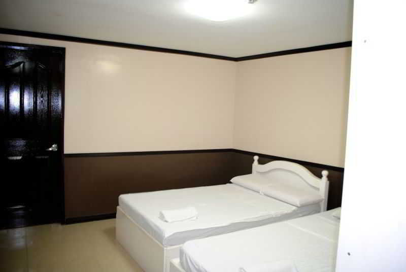 Cebu Fiesta Business Suites Εξωτερικό φωτογραφία